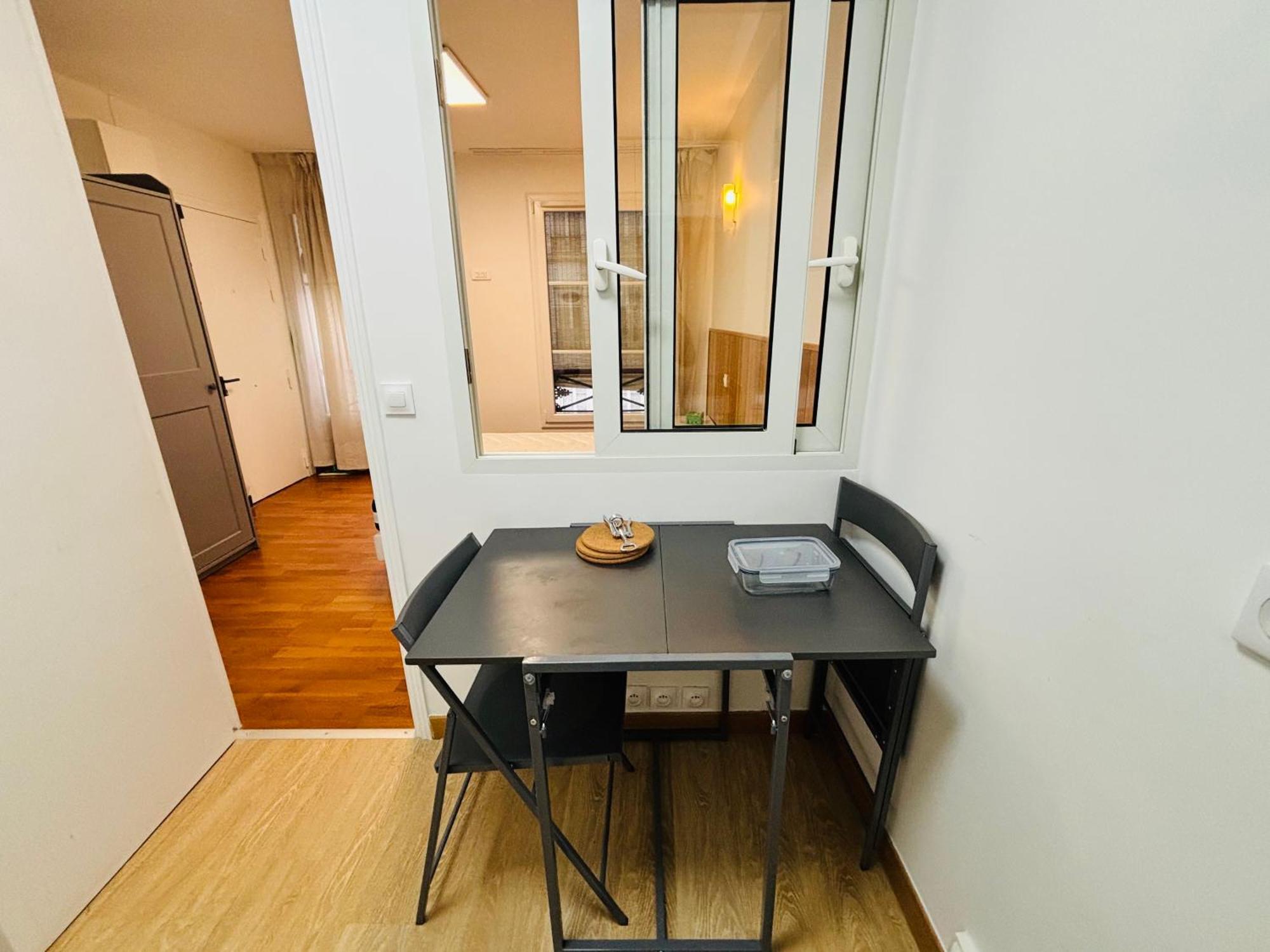 Dream Dwell - Designer Flat Near Marais District Appartamento Parigi